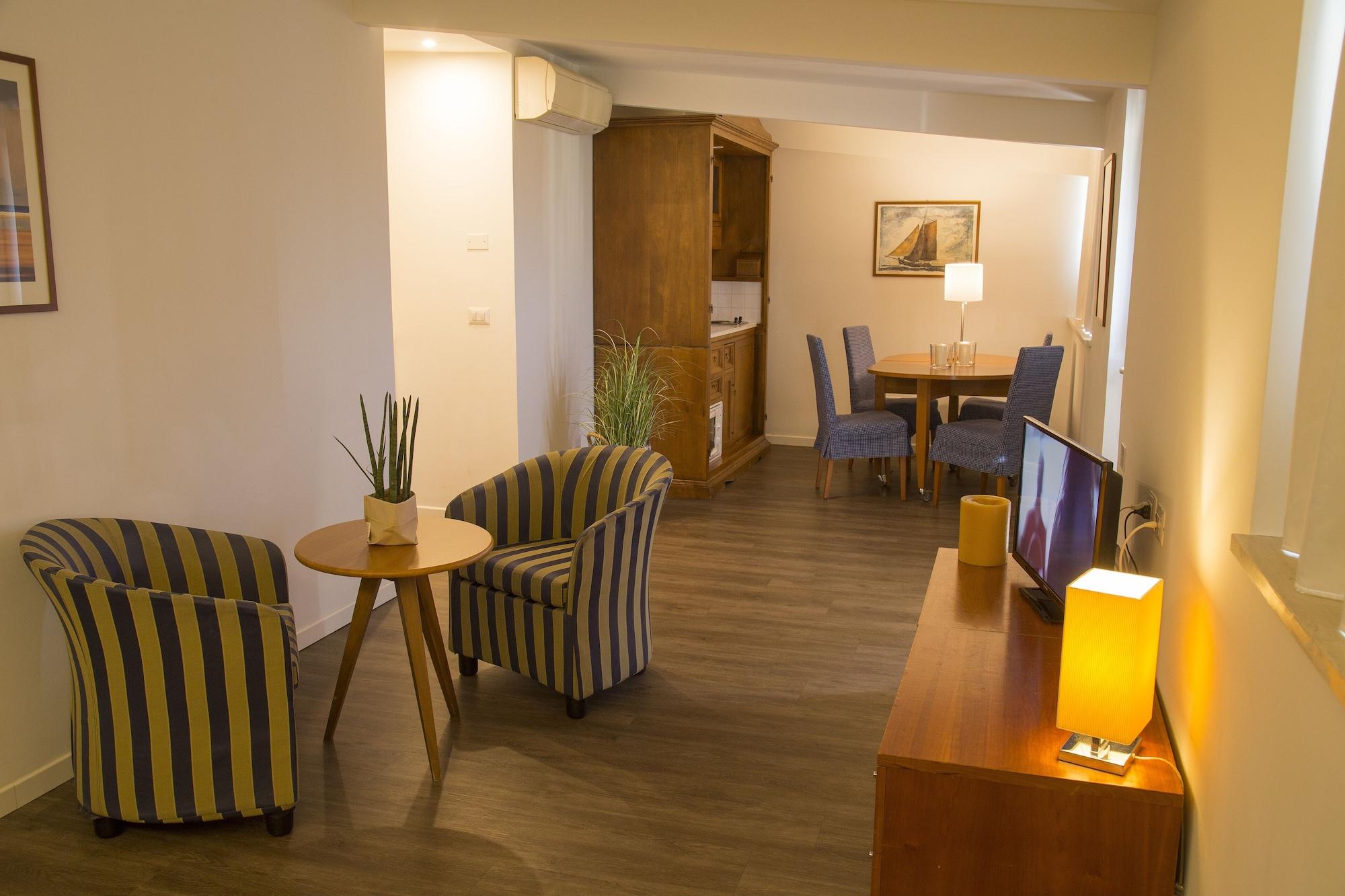 Hotel Mon Cheri Riccione Dış mekan fotoğraf