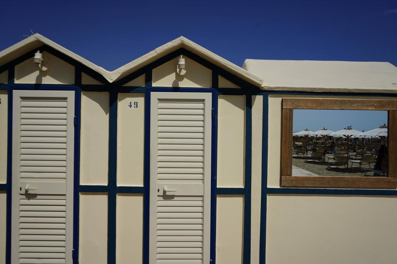 Hotel Mon Cheri Riccione Dış mekan fotoğraf