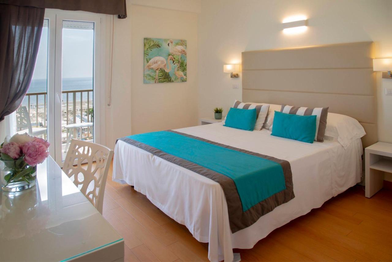 Hotel Mon Cheri Riccione Dış mekan fotoğraf
