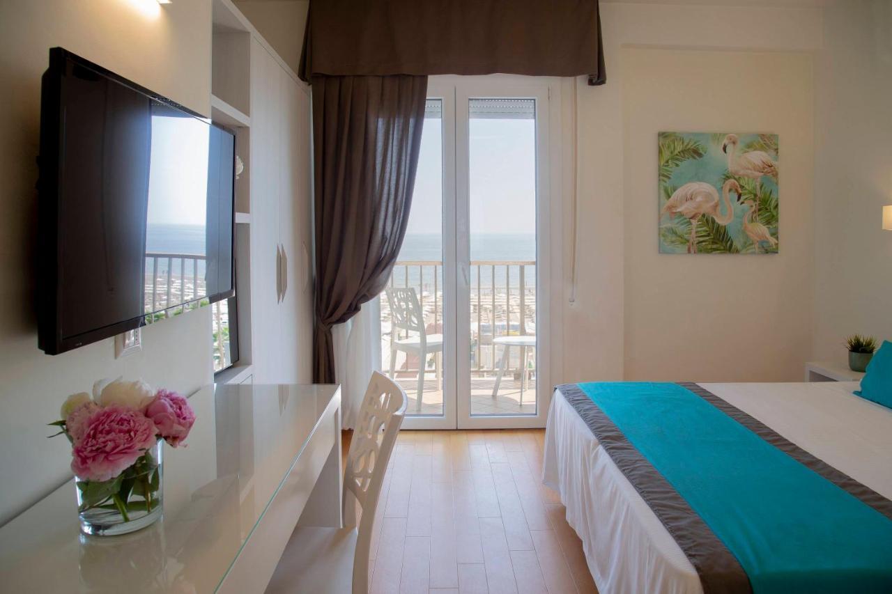 Hotel Mon Cheri Riccione Dış mekan fotoğraf