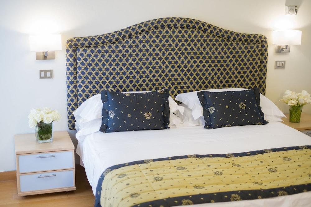 Hotel Mon Cheri Riccione Dış mekan fotoğraf