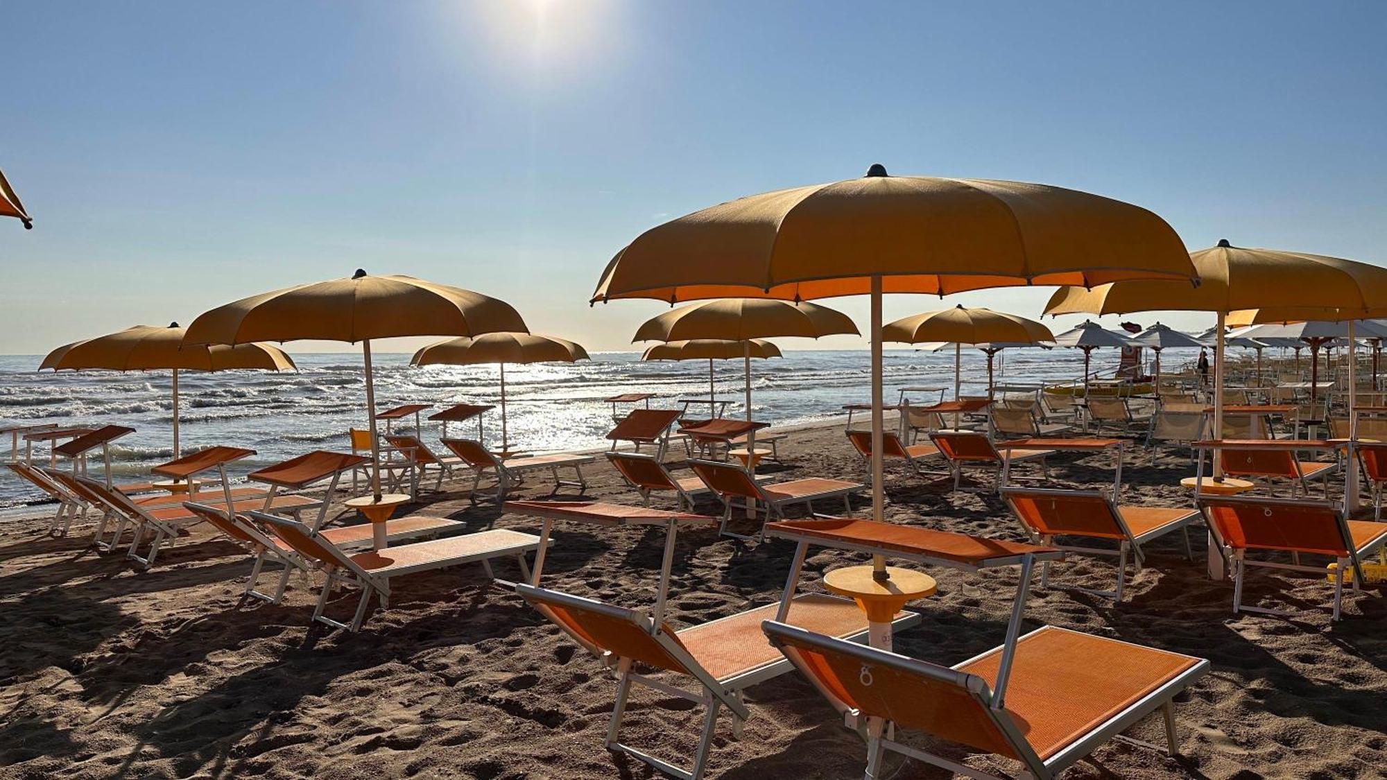 Hotel Mon Cheri Riccione Dış mekan fotoğraf