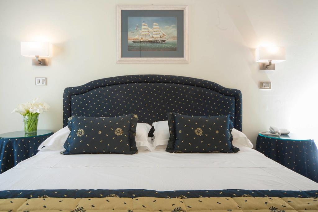 Hotel Mon Cheri Riccione Dış mekan fotoğraf