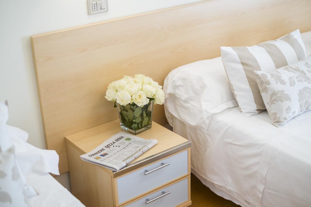 Hotel Mon Cheri Riccione Dış mekan fotoğraf